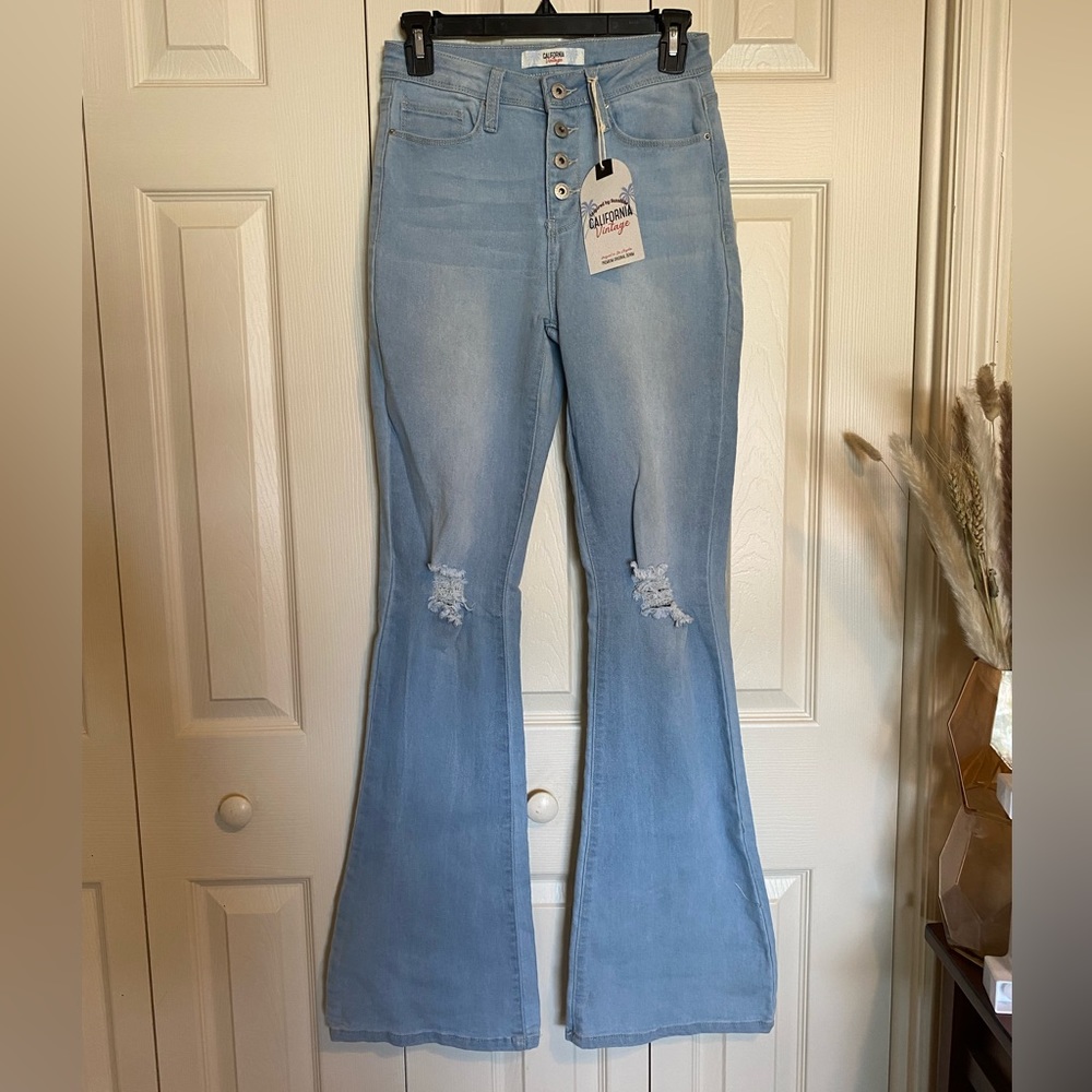 Cali Vintage Light wash Flare Jeans